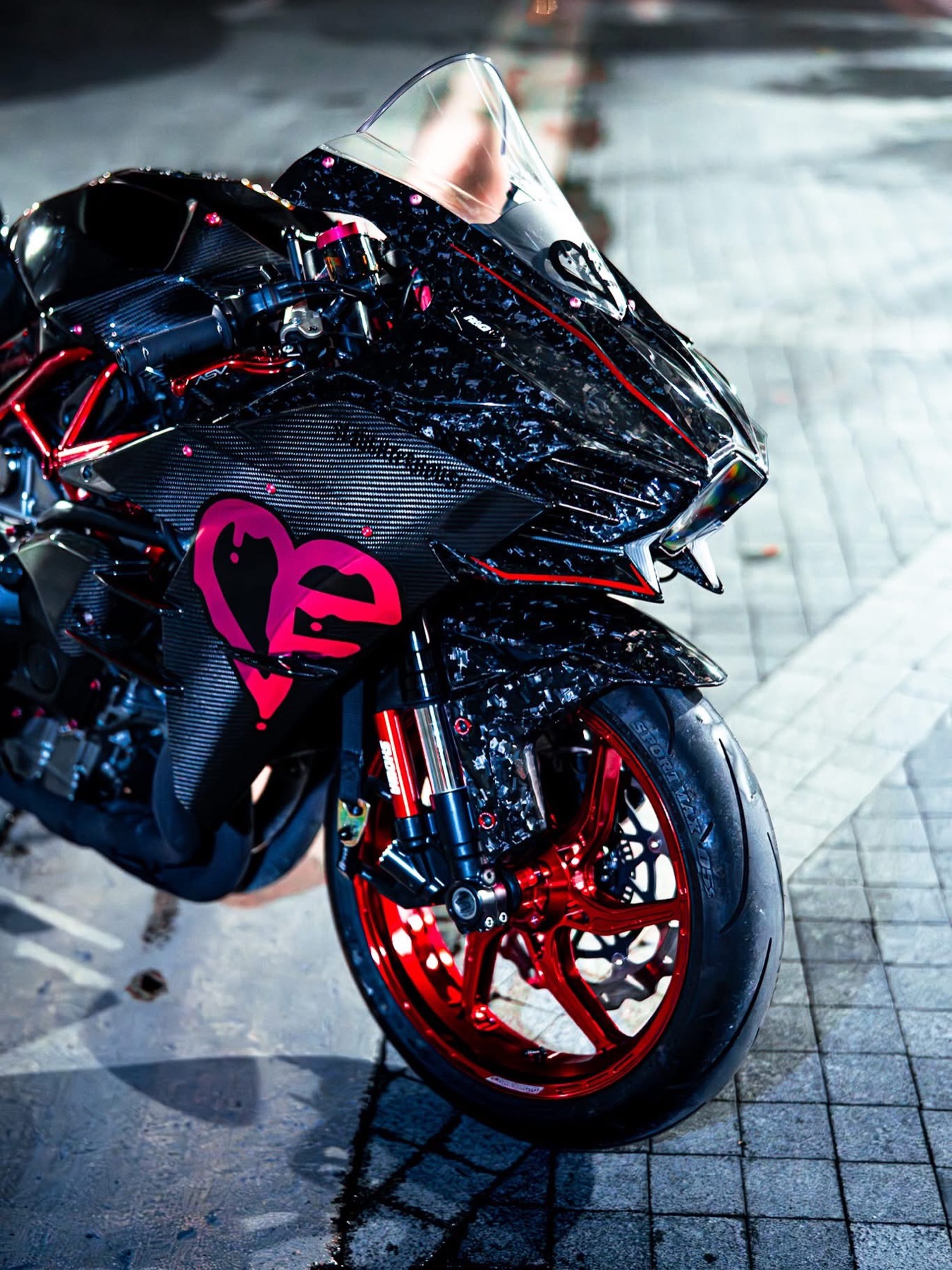 Forged Carbon Beast gallery image 1